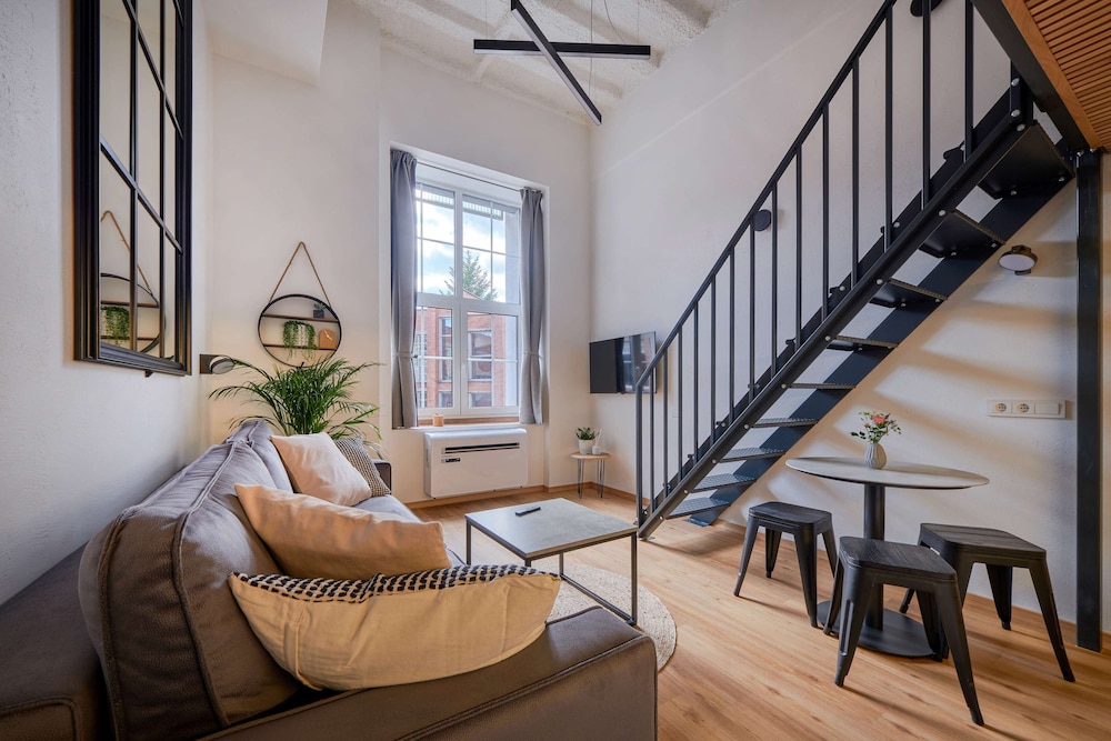 City Loft - Photo 36