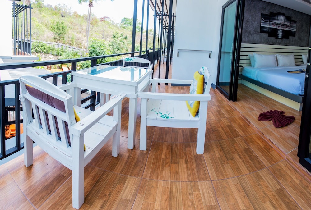 Family Room, Pool View photo 2