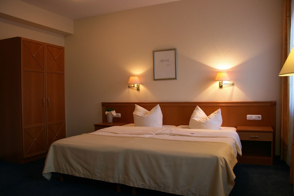 Single Room photo 3