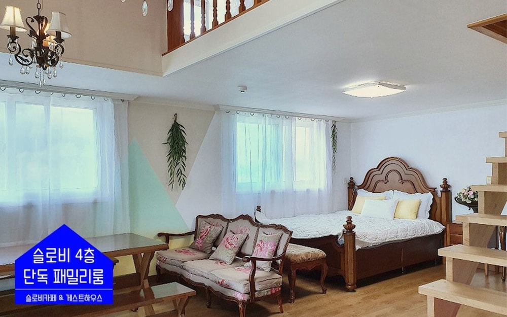 Room (Family Room (Last check-in : 22:00)) photo 2