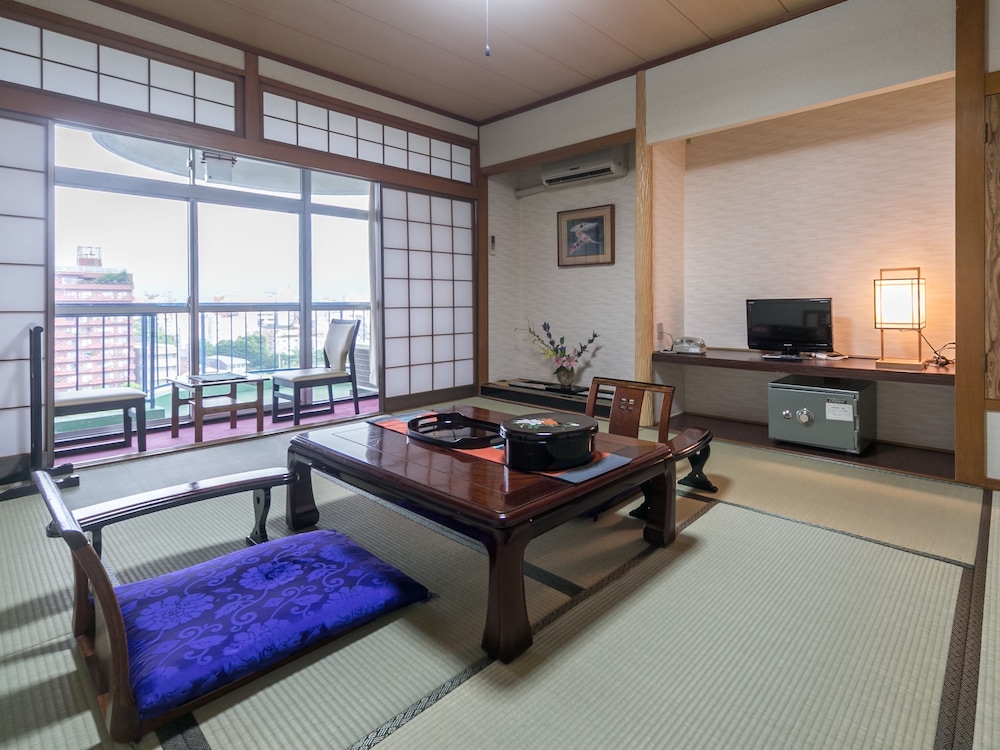 Japanese Style, City View, Smoking