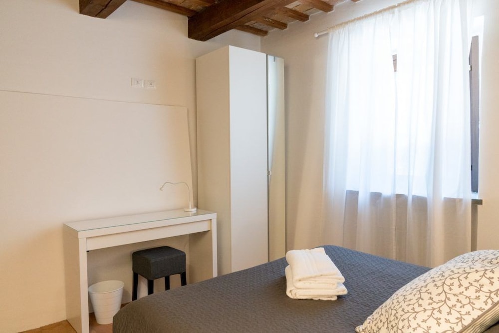 Comfort Apartment photo 2