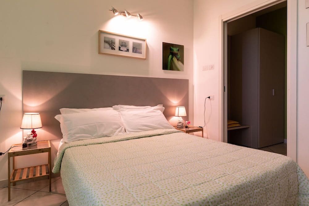 Studio, 1 Double Bed, Kitchenette, Lake View photo 3