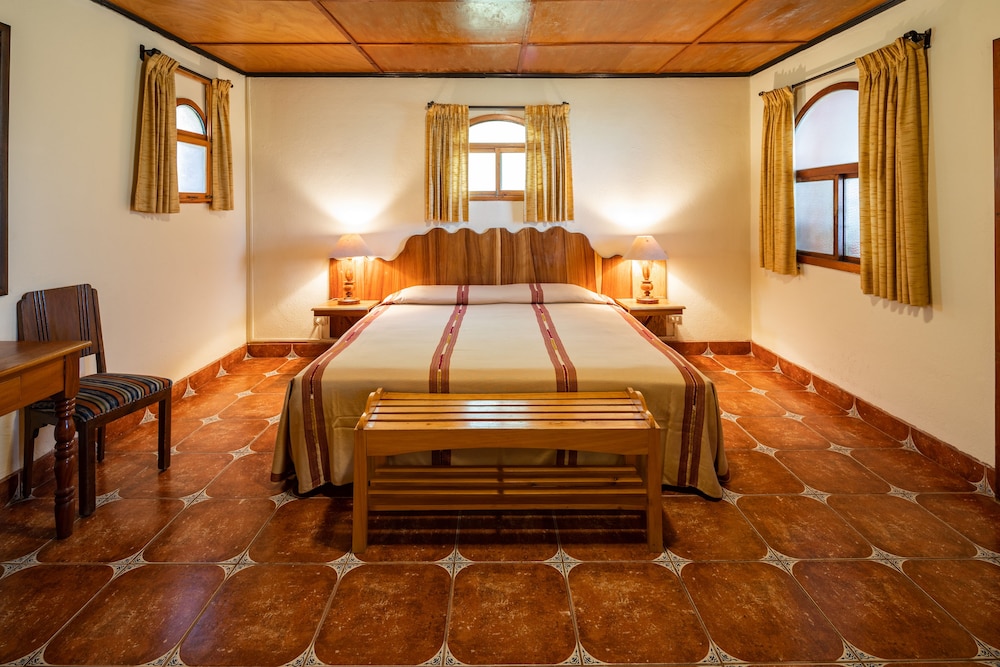 Standard Room - Photo 1