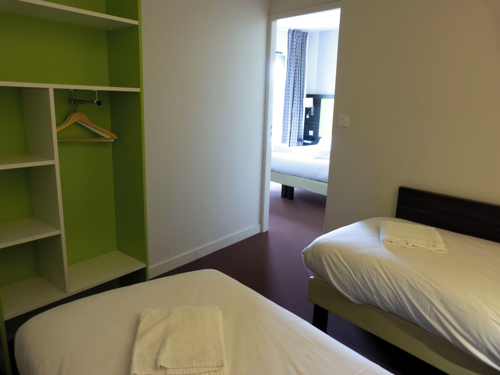 Family Suite (Quadruple) photo 3