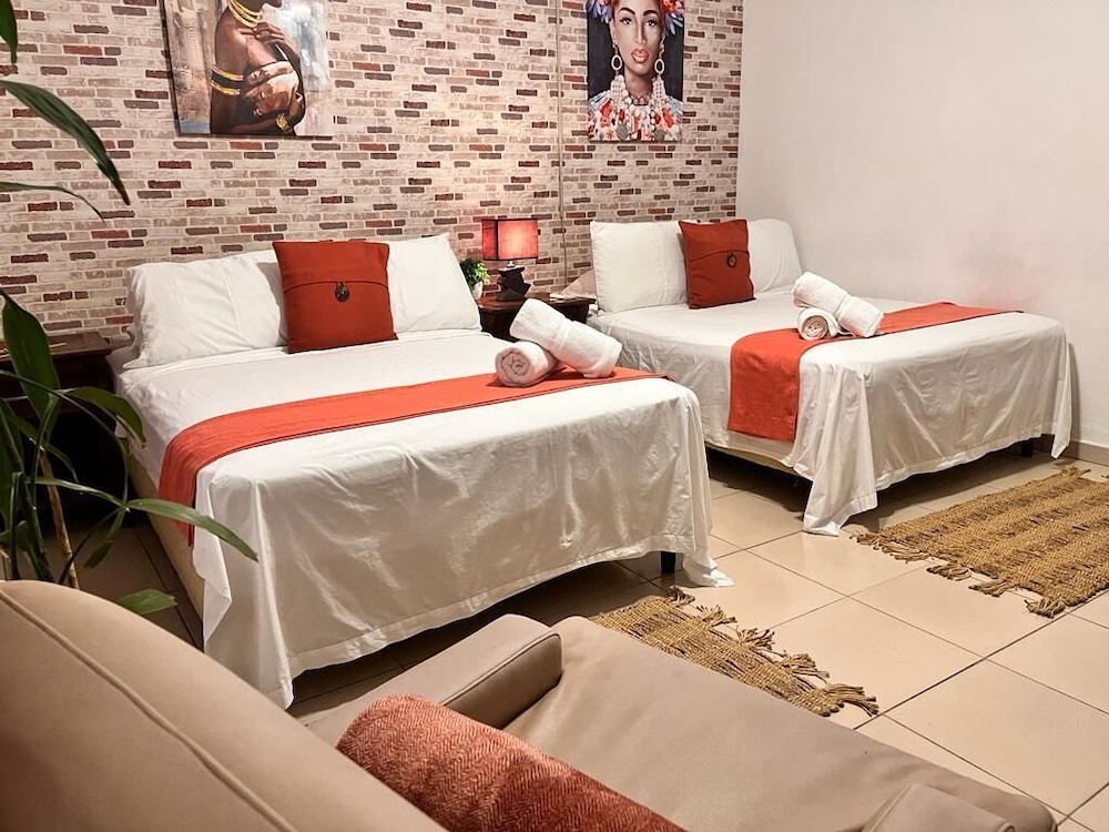 Family Room, 2 Double Beds, Ensuite, Ground Floor photo 1