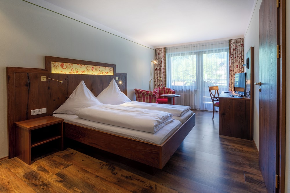 Deluxe Double Room photo 2