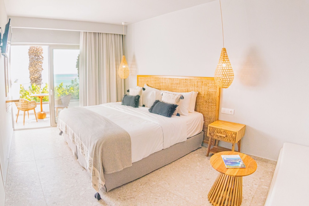 Superior Suite, Balcony, Sea View photo 1