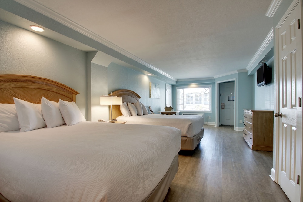 Island Room, 2 Double Beds, Non-Smoking