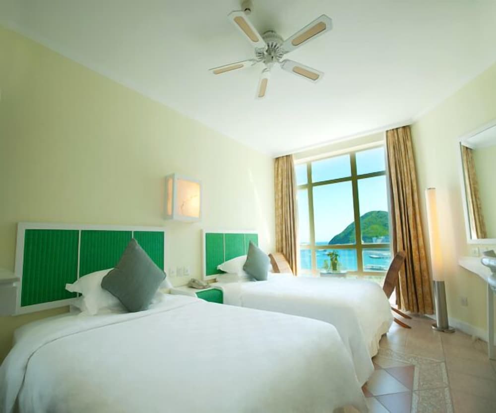 Super Deluxe Room, Ocean View photo 3
