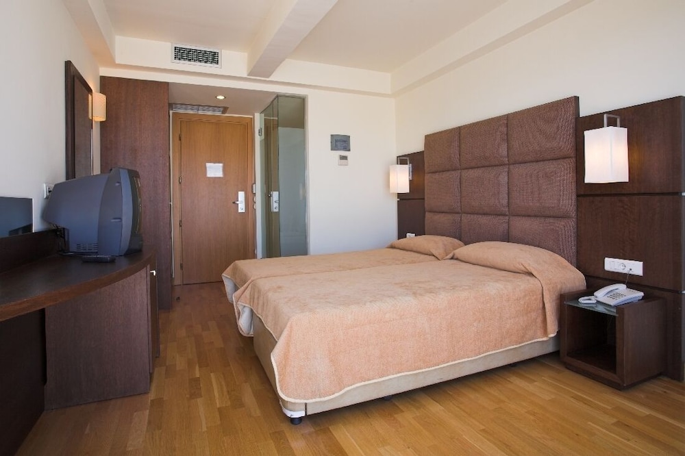 Standard Room photo 3