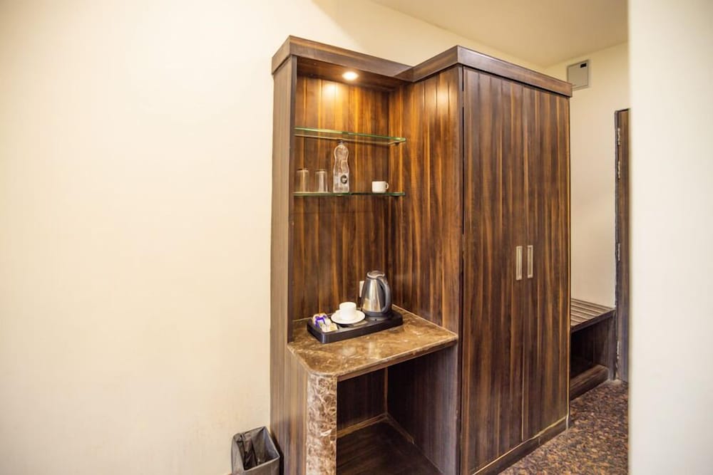 Deluxe Room - Photo 3