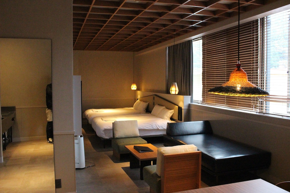 Aoka Condominium Suite - Photo 5
