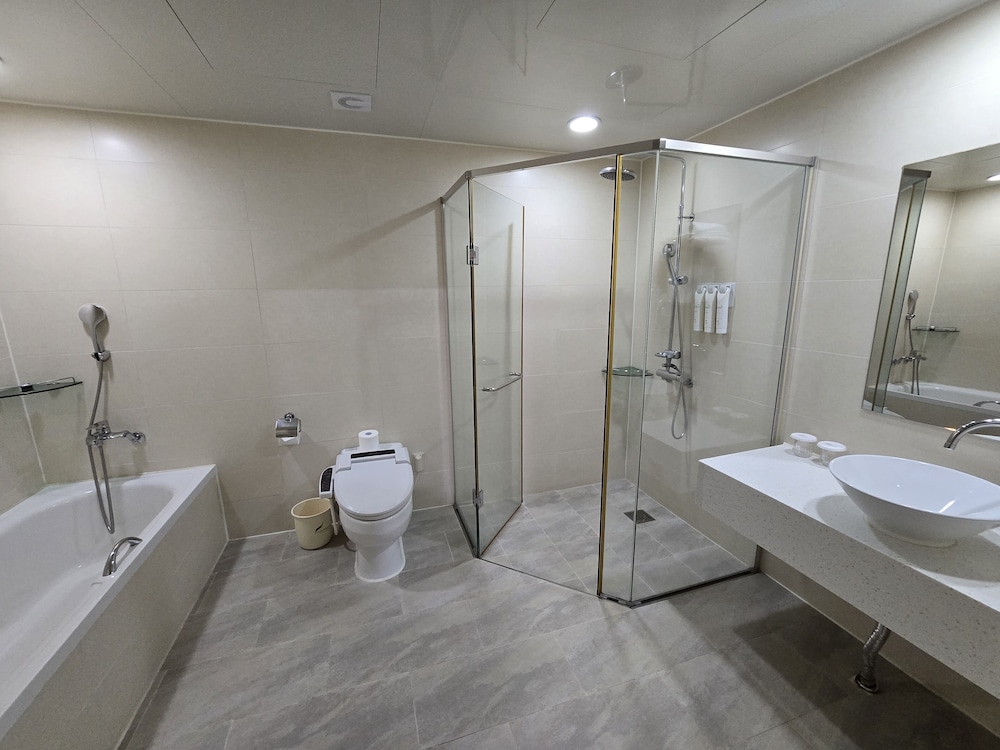 Royal Suite photo 3