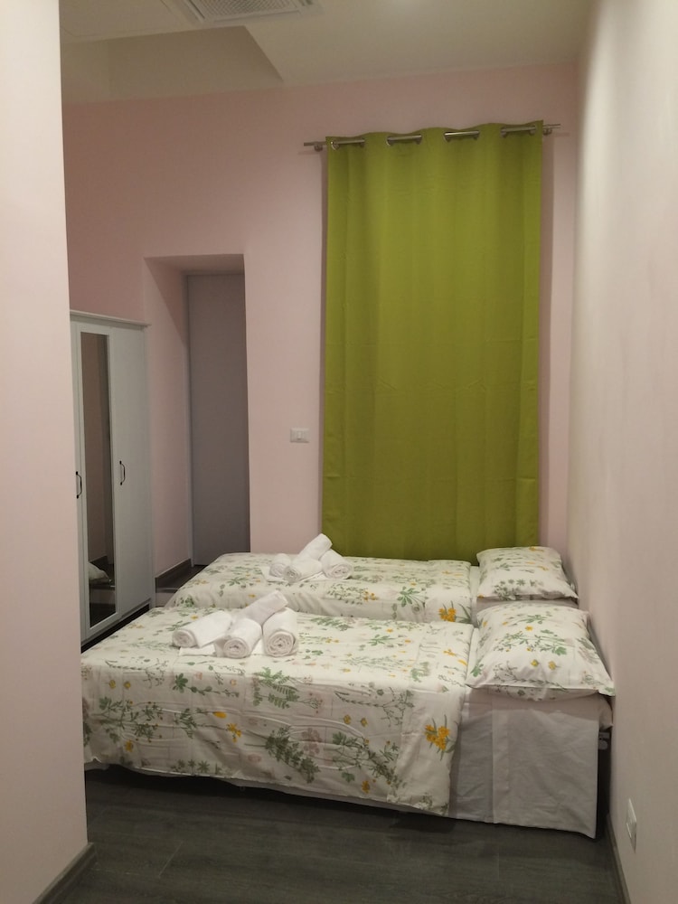 Economy Twin Room, 2 Twin Beds