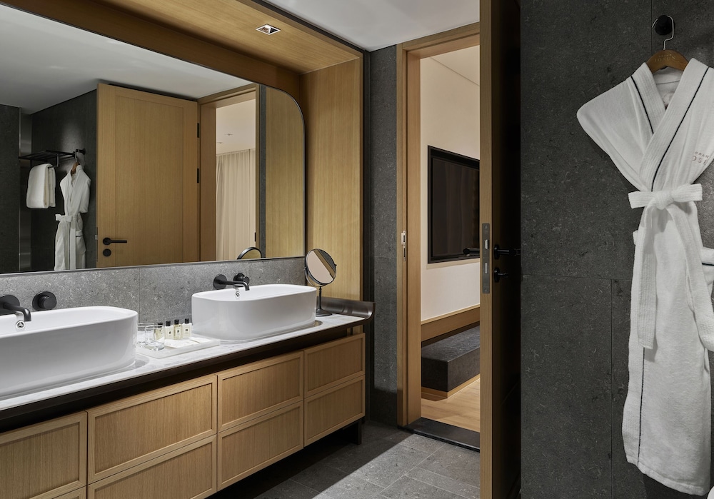 Corner City View Suite Ondol photo 3