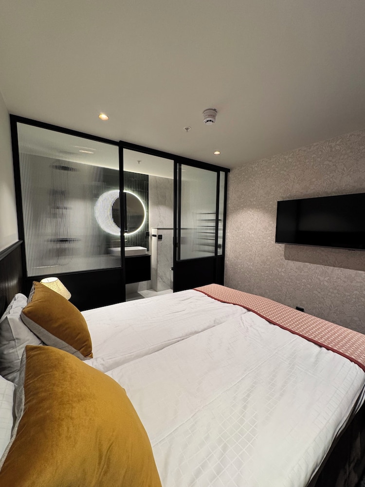 Comfort Double Room, No Windows - Photo 2