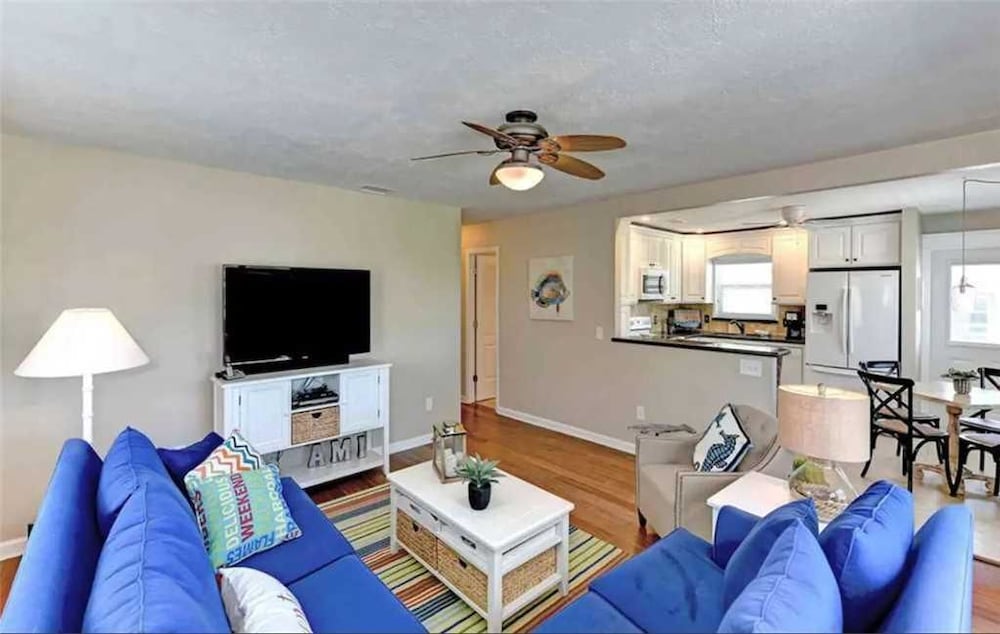 Apartment photo 3