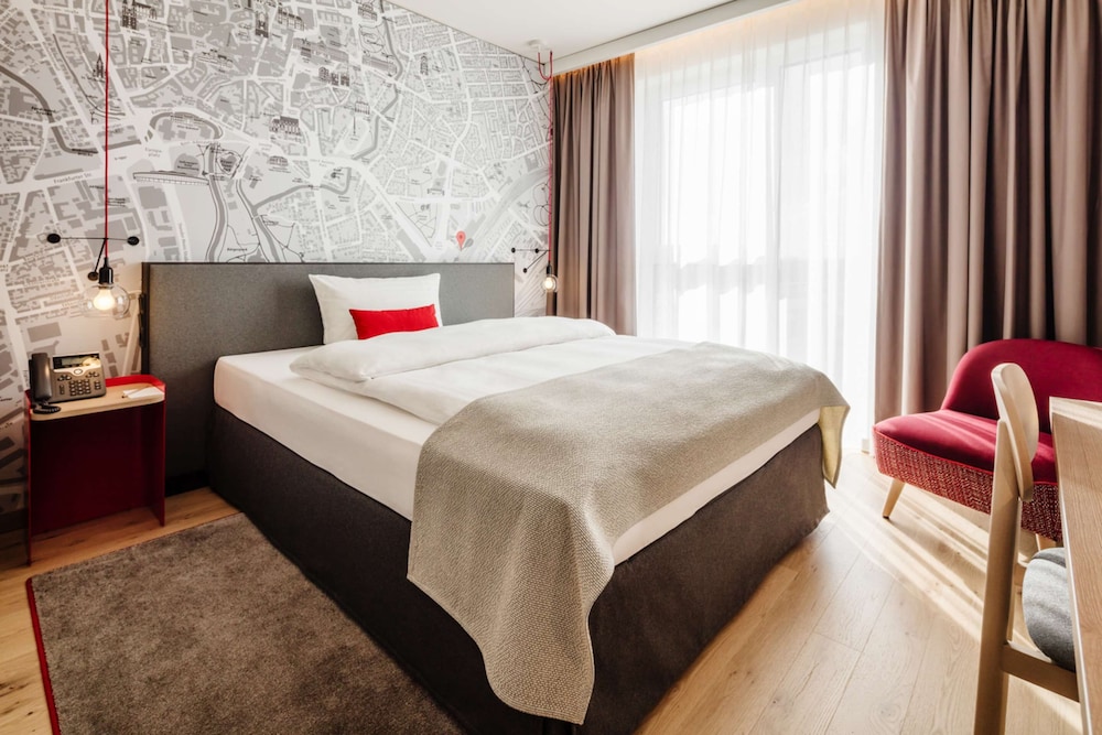 Business Room, 1 Queen Bed, Non Smoking, Air conditioning photo 2