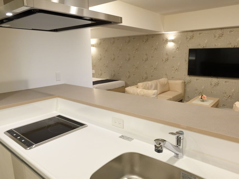 Luxury Family Room, Non Smoking - Photo 5