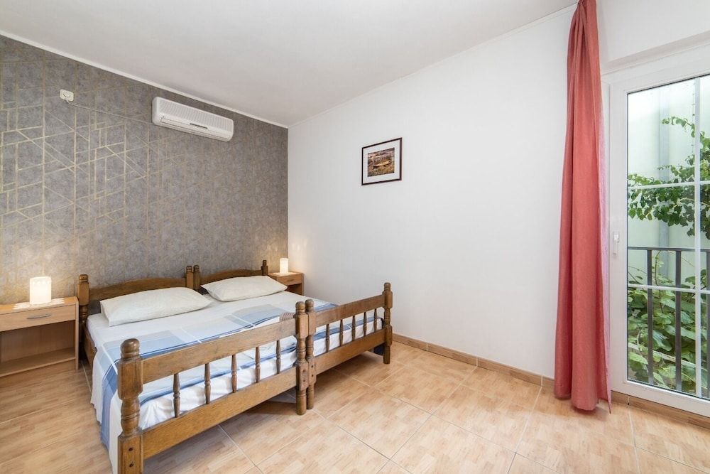 Apartment (More - 60m from the sea - A4 Dino(2+1) photo 2