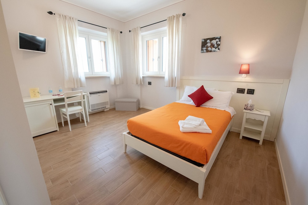 Comfort Single Room, 1 Large Twin Bed photo 1