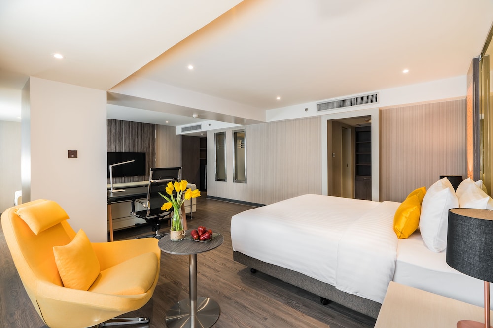 Room (J–Residence) photo 3