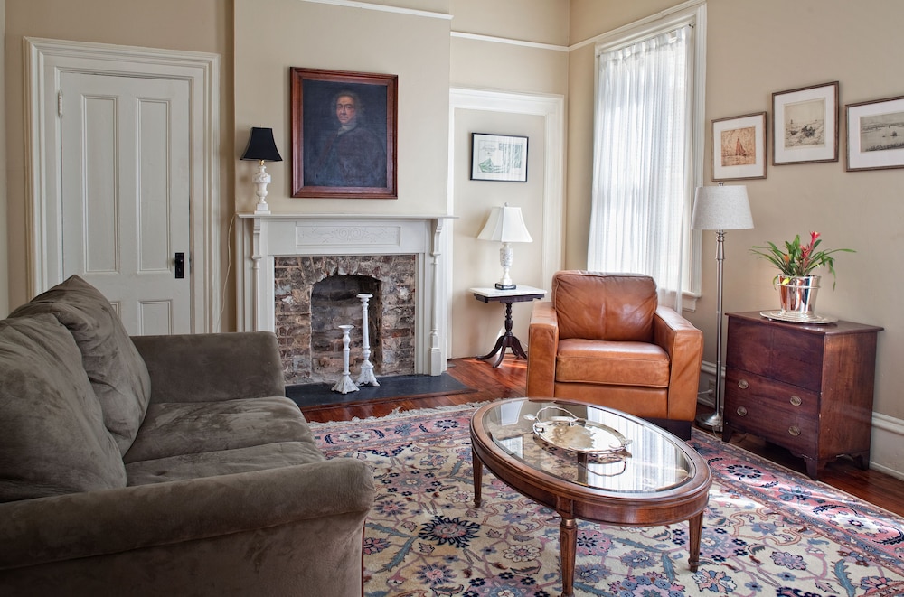 Superior Suite, Ensuite (High Cotton Suite)