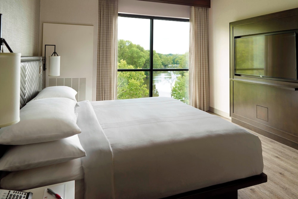 Junior Suite, 1 King Bed