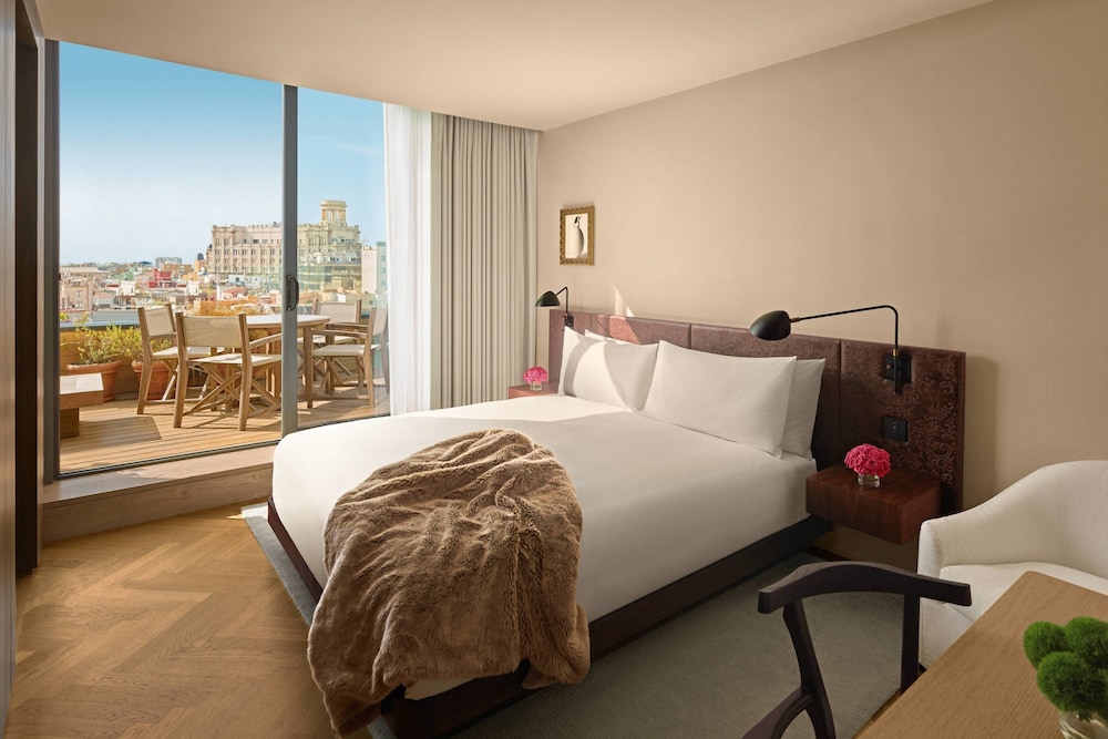 Studio, 1 King Bed, City View (Terrace)