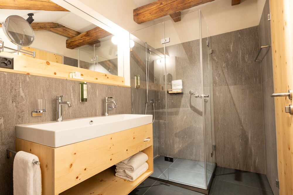 Palantschin Double Room Standard (Air conditioning), photo 6