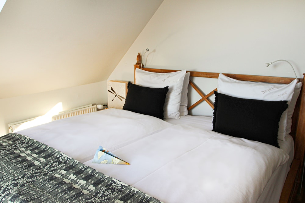 Basic Double Room photo 1