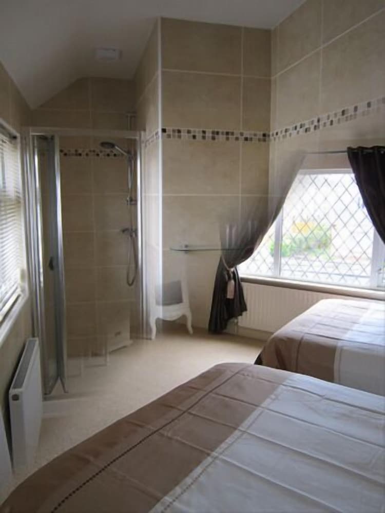 Standard Twin Room, 2 Twin Beds, Ground Floor photo 1