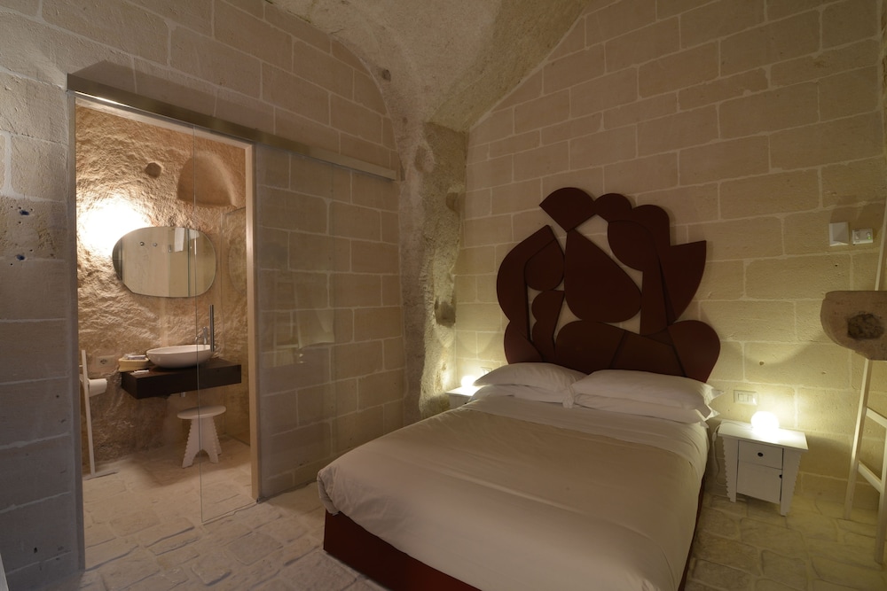 Double Room, 1 Large Twin Bed