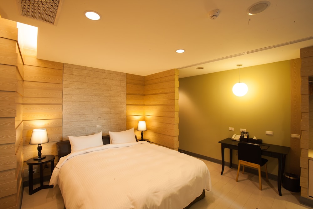 Superior Double or Twin Room, 1 Queen Bed, Non Smoking photo 3