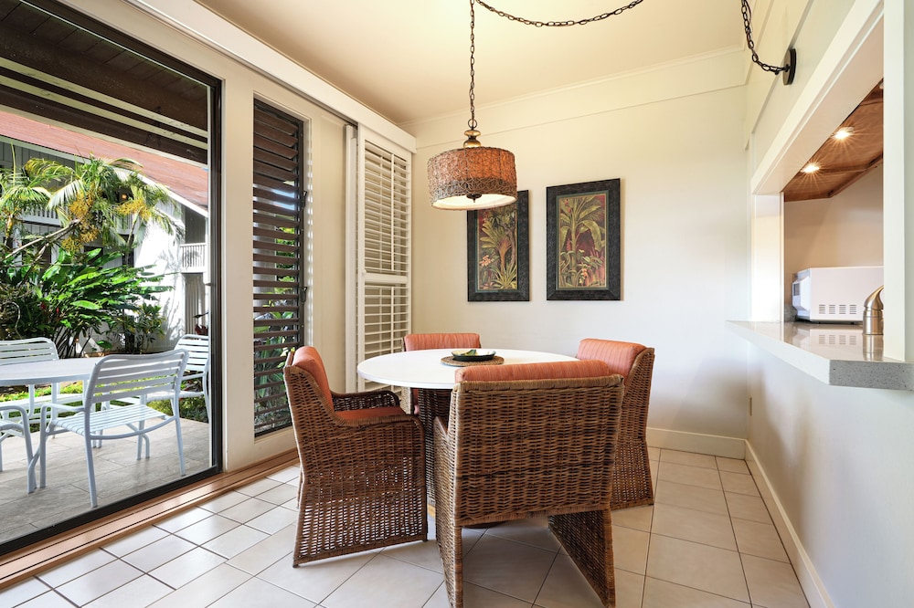 Royal Condo, 1 Bedroom, Garden View (Unit 232, 1 Bath) photo 3