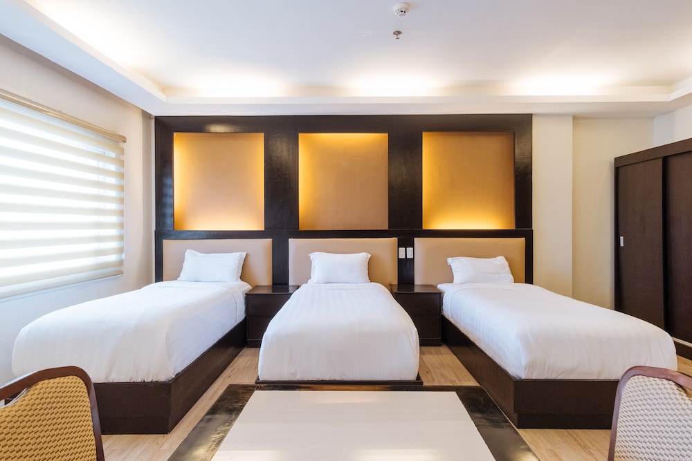 Deluxe Triple Room - Photo 3