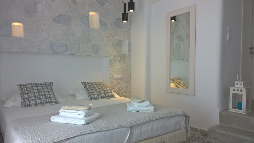 Junior Suite (Deluxe) photo 1