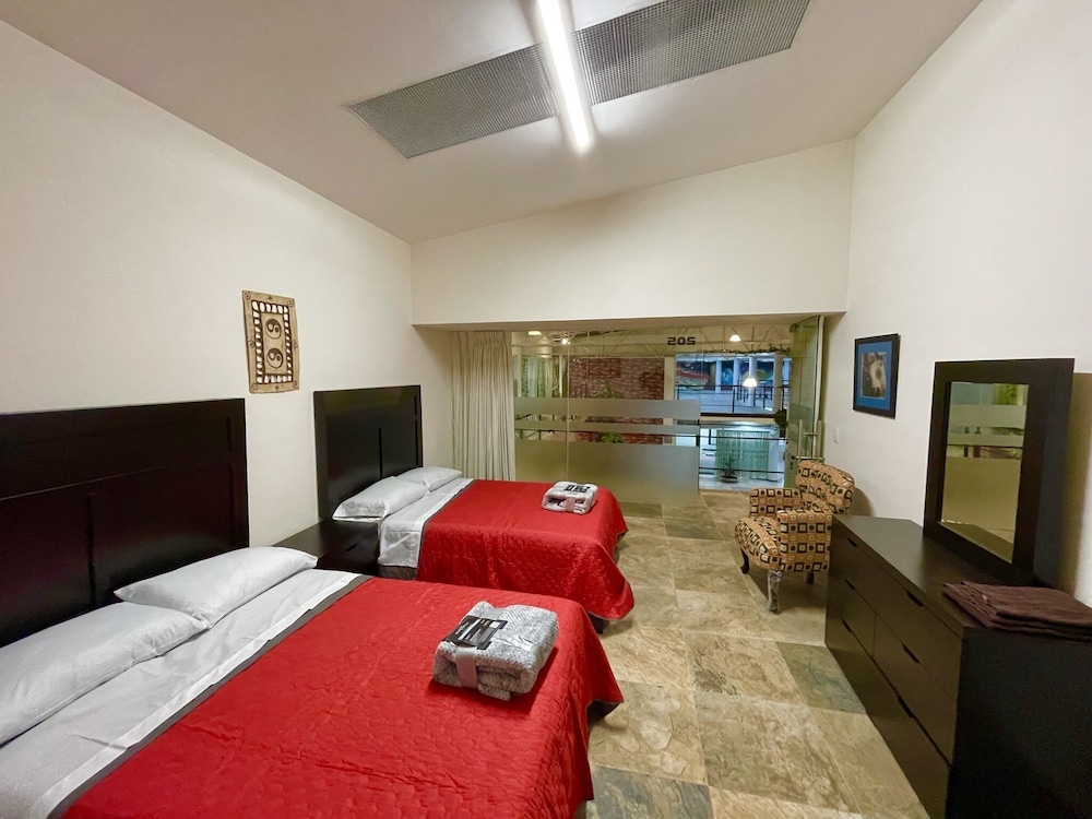 Comfort Double Room, Shared Bathroom photo 3