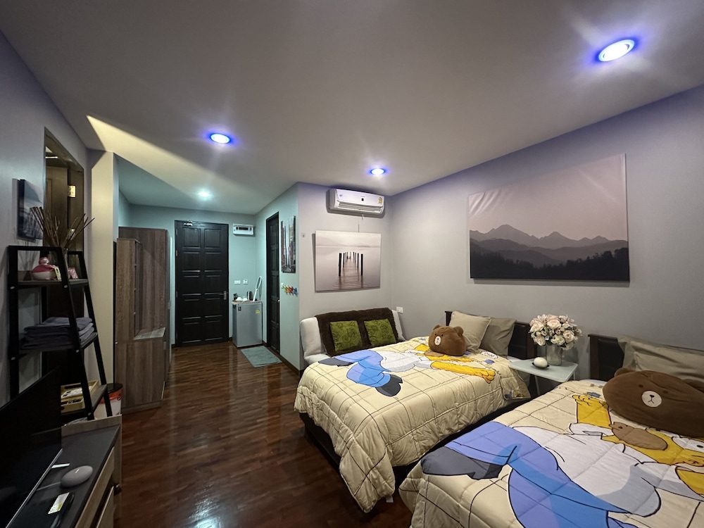 Grand Family King Room With Balcony photo 3