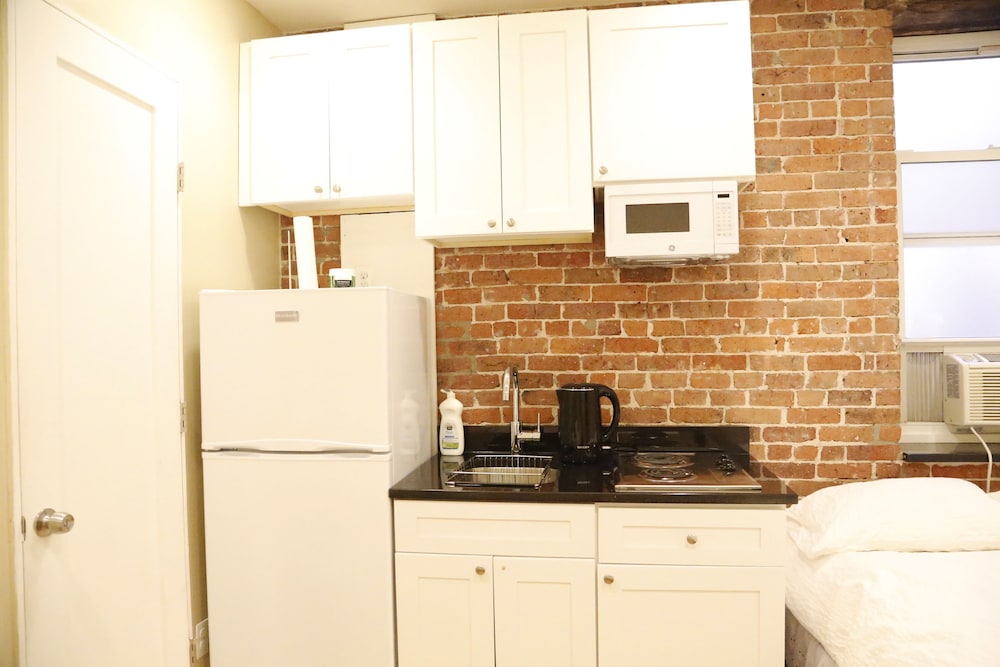City Studio, 2 Double Beds, Kitchen photo 2