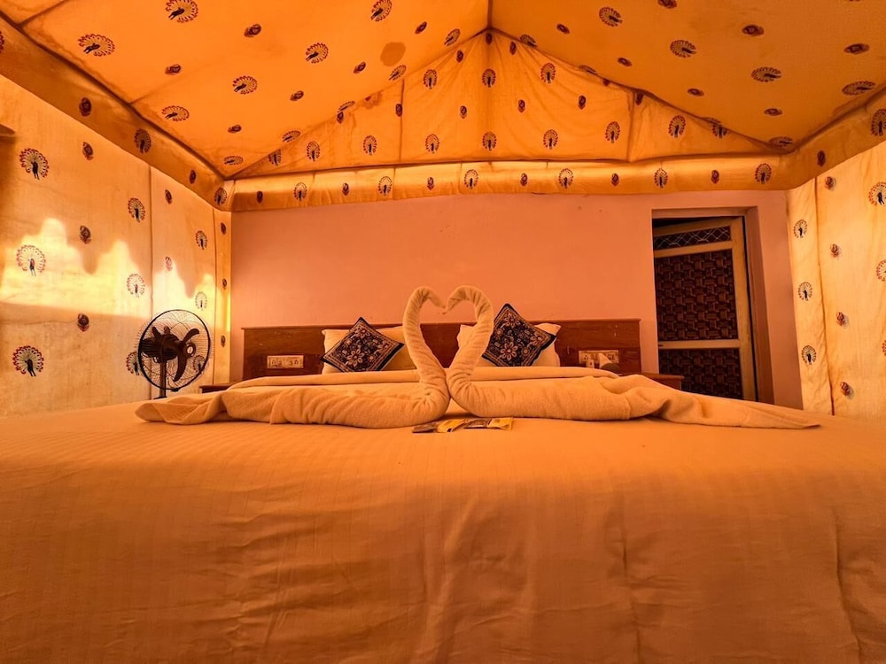 Deluxe Tent