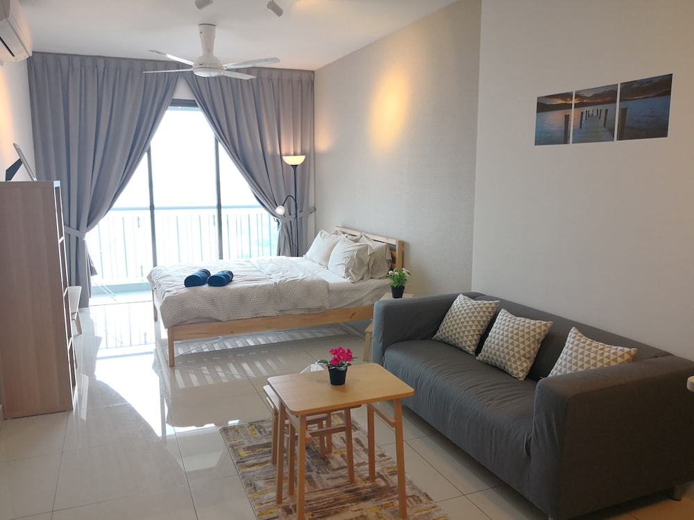 Standard Studio Suite, Multiple Beds, Non Smoking photo 3