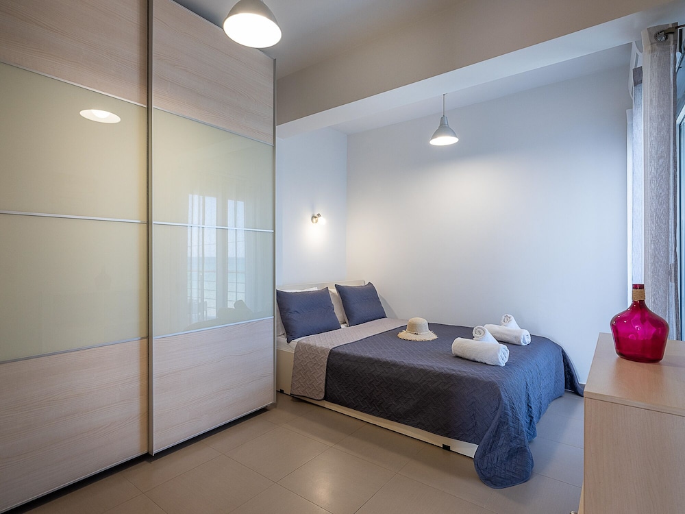 Villa, 3 Bedrooms, Beachfront