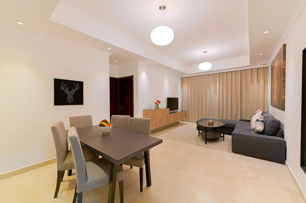 One Bedroom Apartment photo 2