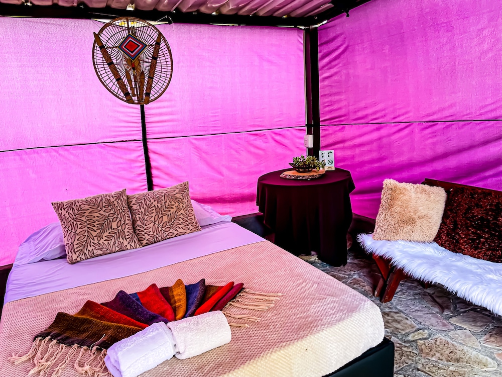Deluxe Tent, 2 Double Beds photo 3