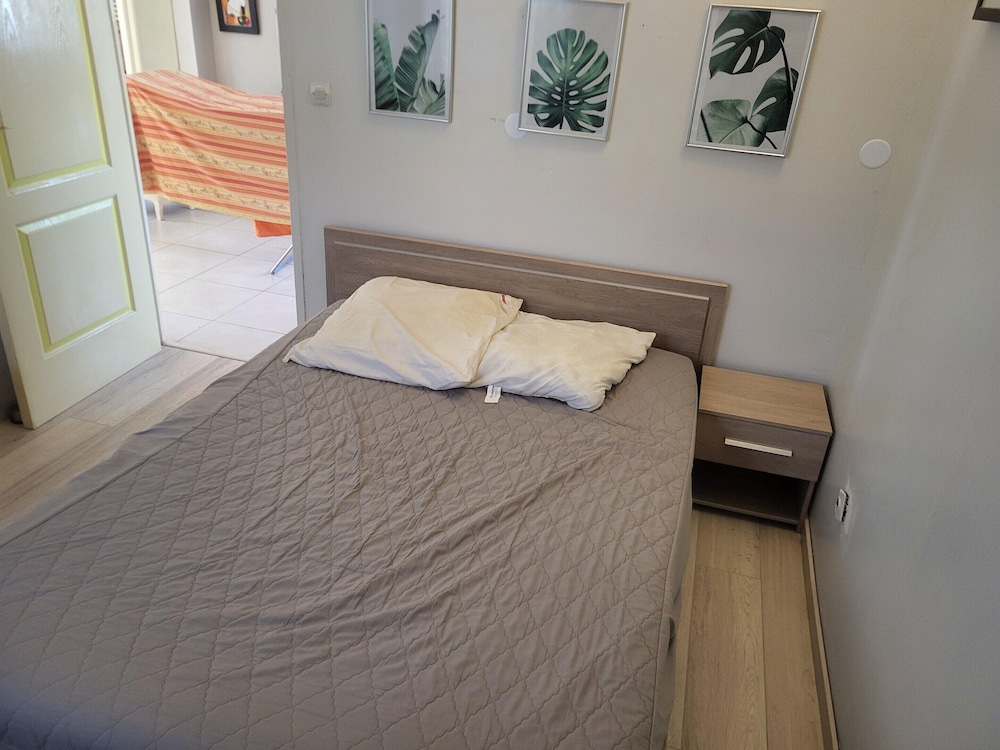 Villa photo 2