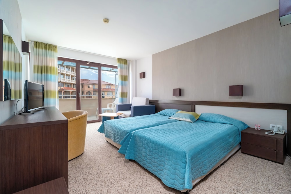 Standard Double Or Twin Room, Side Sea View