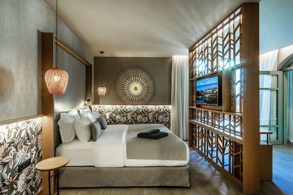 ROYAL VILLA 2 BEDROOM С ЧАСТНЫМ БАССЕЙНОМ И ДЖАКУЗИ