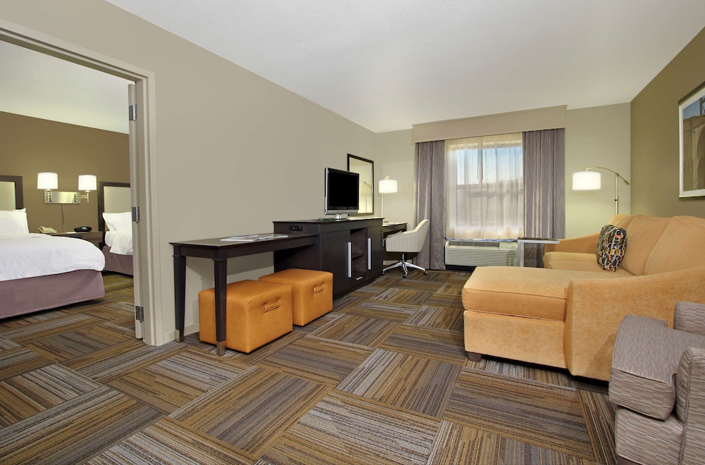 Suite, Two Queen Beds - Photo 1